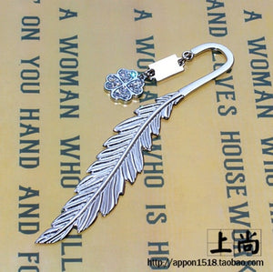 Metal bookmark